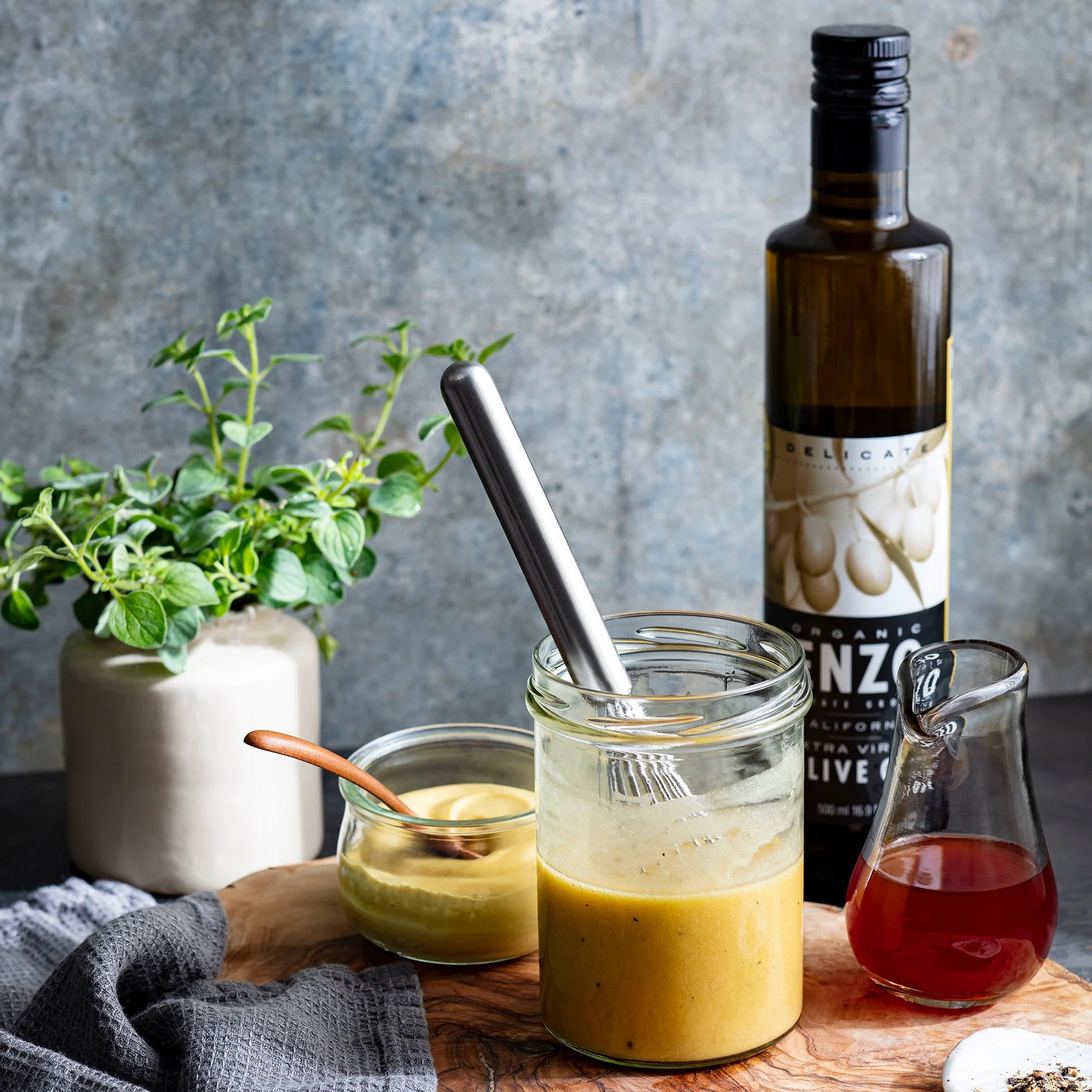 Organic Extra Virgin Olive Oil - Delicate - Image 5